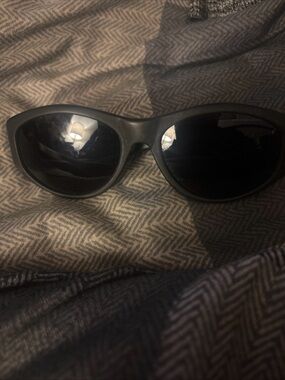 Fendi Black Women's Oval Sunglasses